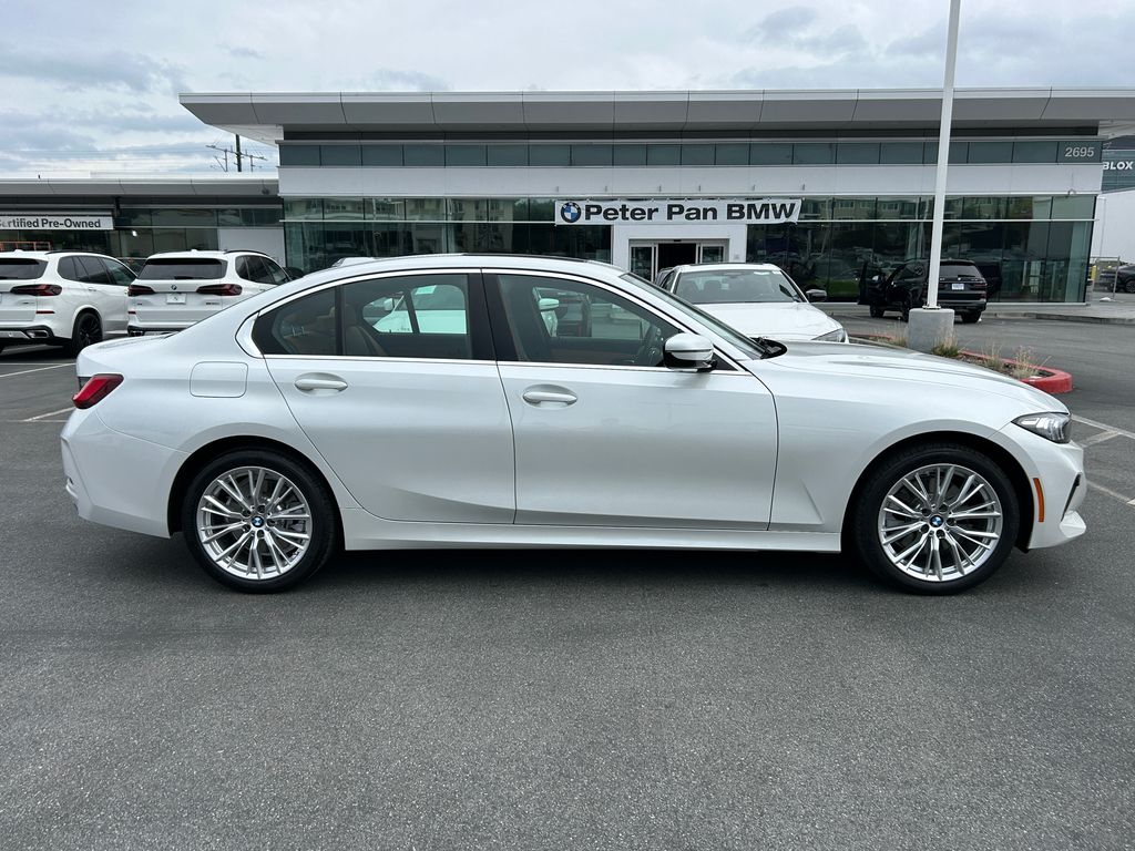 Thumbnail: 2024 BMW 3 Series - 6