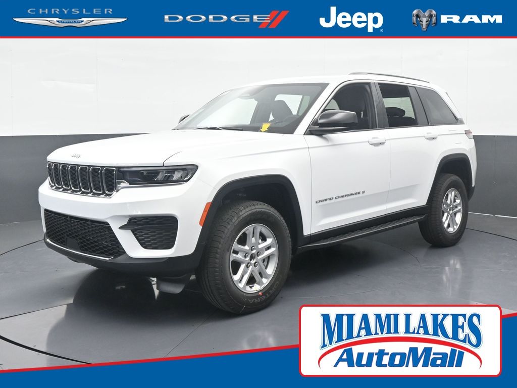 2025 Jeep Grand Cherokee Laredo's photo