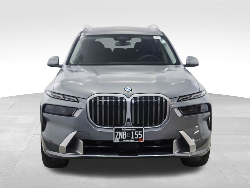Thumbnail: 2025 BMW X7 - 8