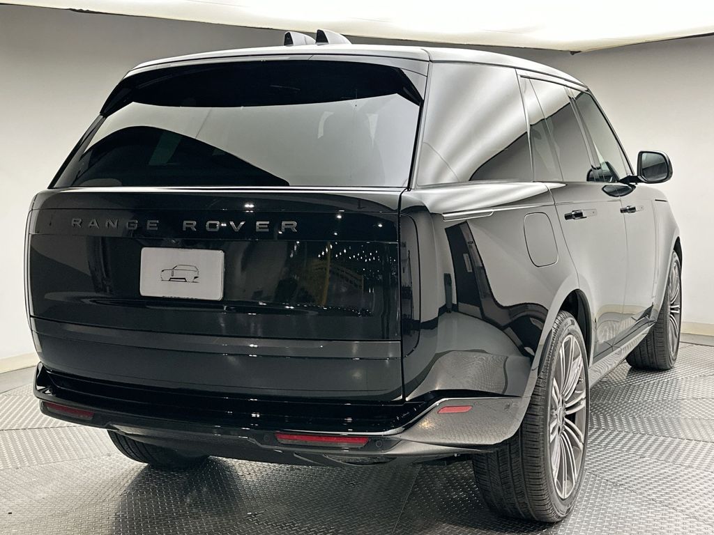 Thumbnail: 2025 Land Rover Range Rover - 3