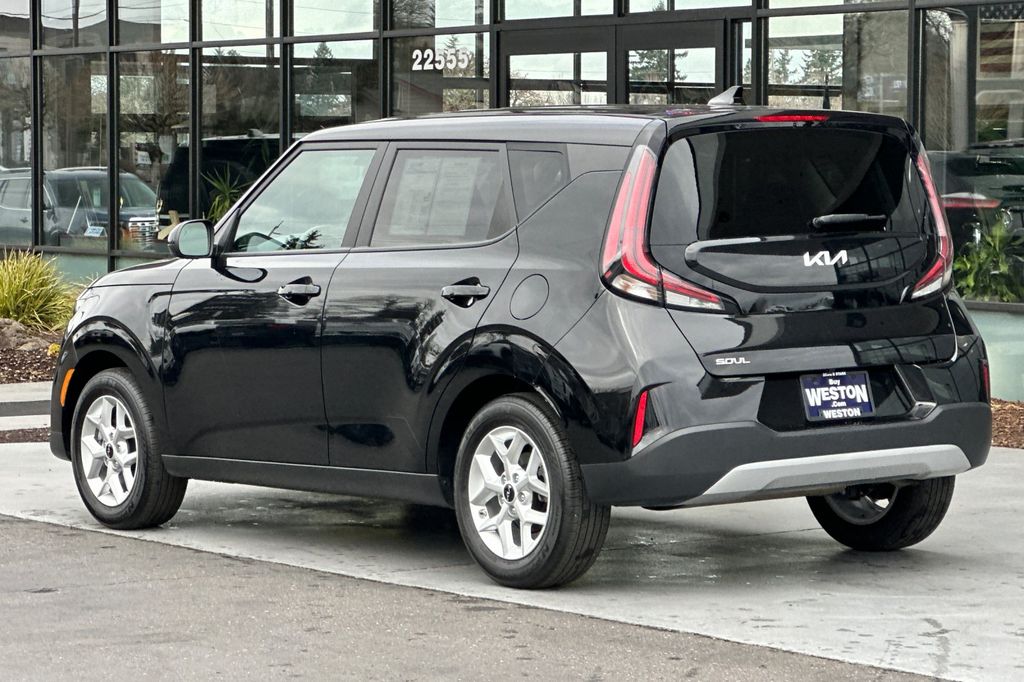 used 2024 Kia Soul car, priced at $18,930