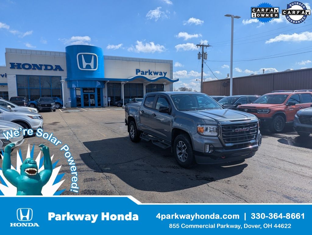 2022 GMC Canyon AT4 Crew Cab 4WD with Cloth