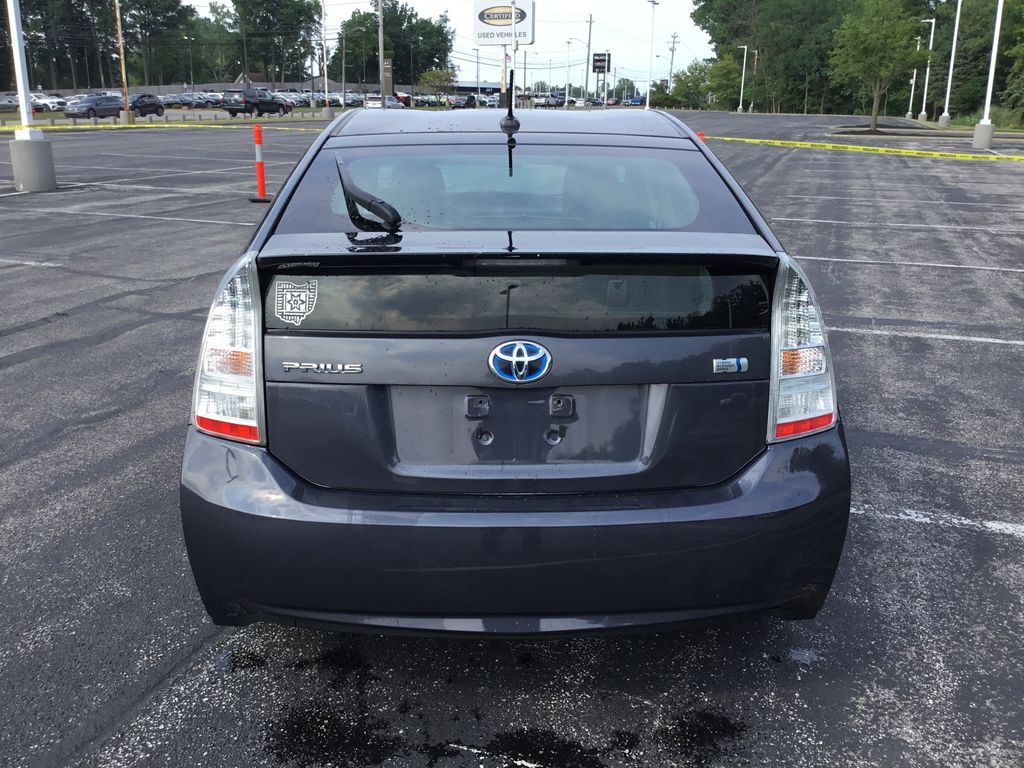 Thumbnail: 2011 Toyota Prius - 4