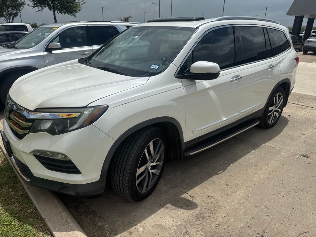 White 2018 Honda Pilot SUV / Crossover Front-Wheel Drive 9-Speed Automatic