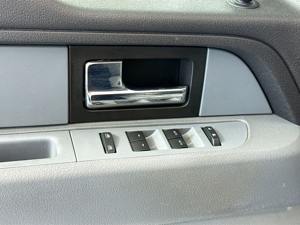 Thumbnail: 2014 Ford F-150 - 23