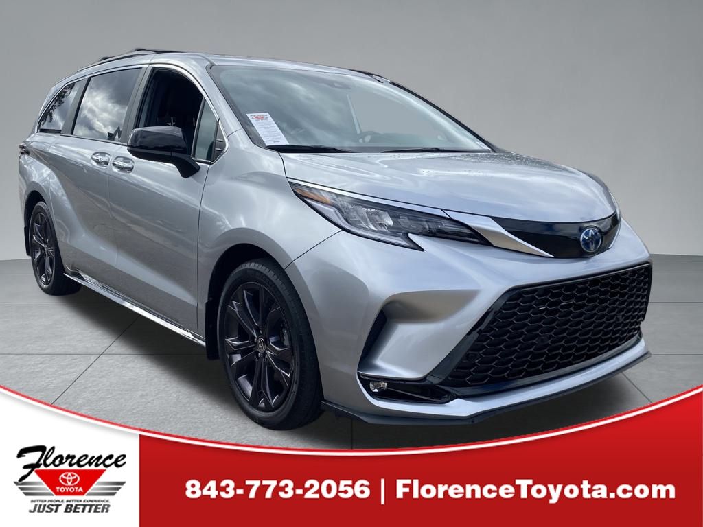 2024 Toyota Sienna XSE 7-Passenger FWD