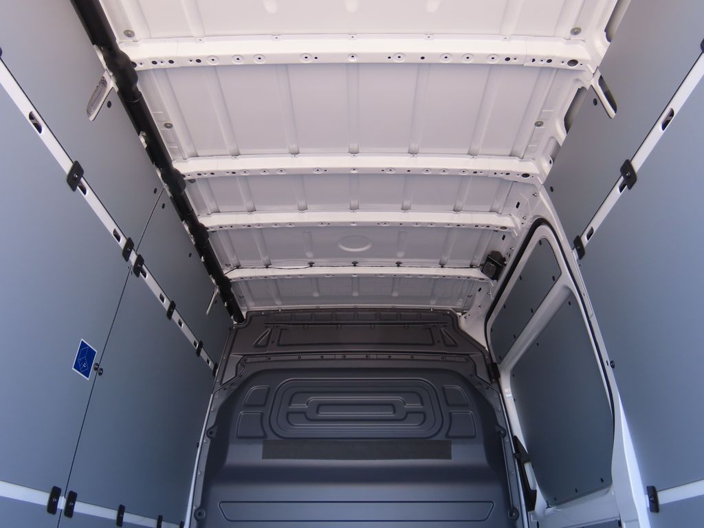 2025 Mercedes-Benz Sprinter 2500 31