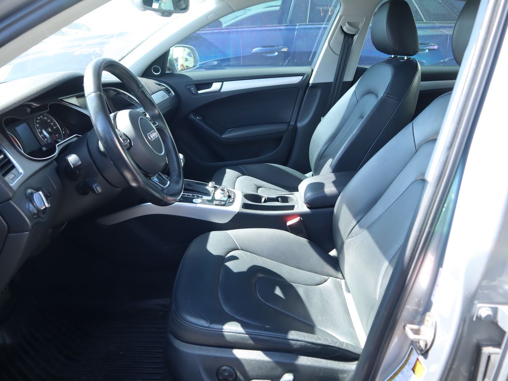 Thumbnail: 2015 Audi A4 - 10