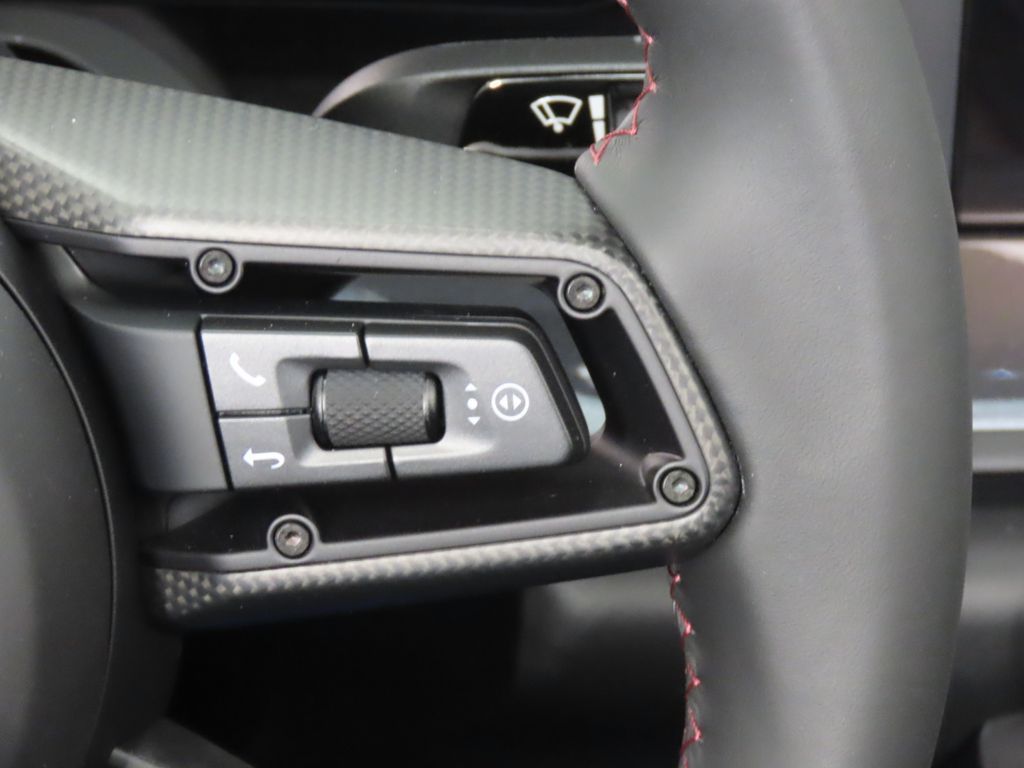 Thumbnail: 2026 Porsche 911 - 30