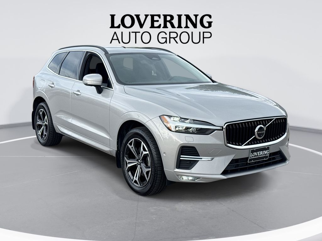Silver Dawn Metallic 2022 Volvo XC60 B5 Momentum AWD SUV / Crossover All-Wheel Drive Automatic