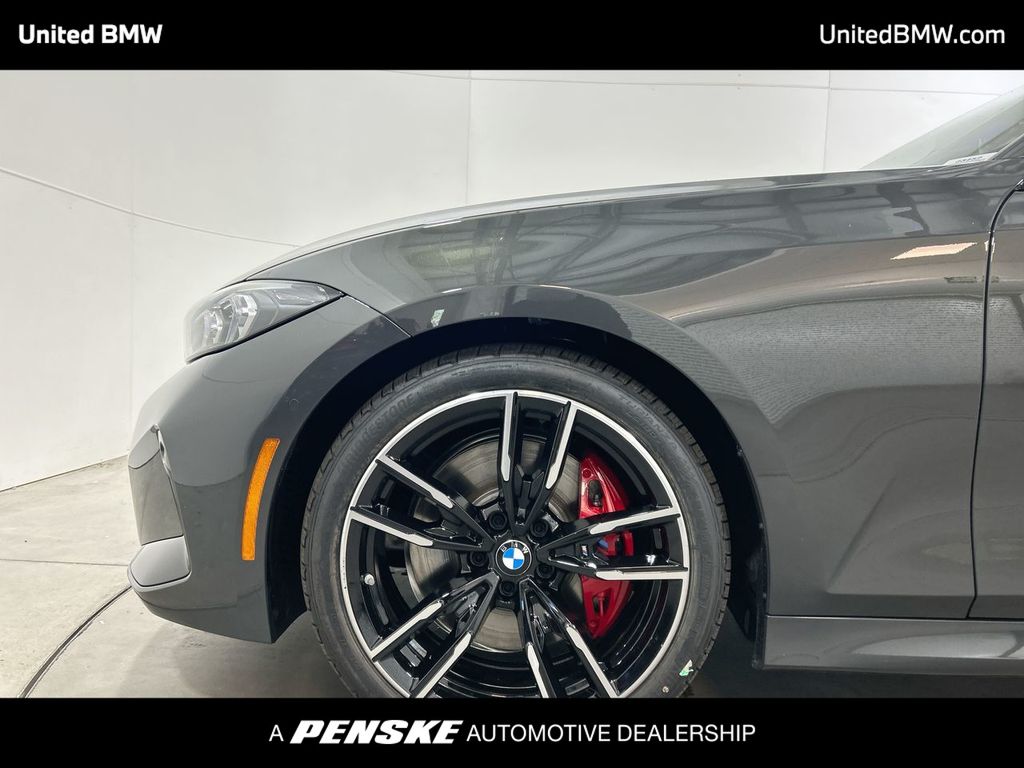 Thumbnail: 2026 BMW 3 Series - 10