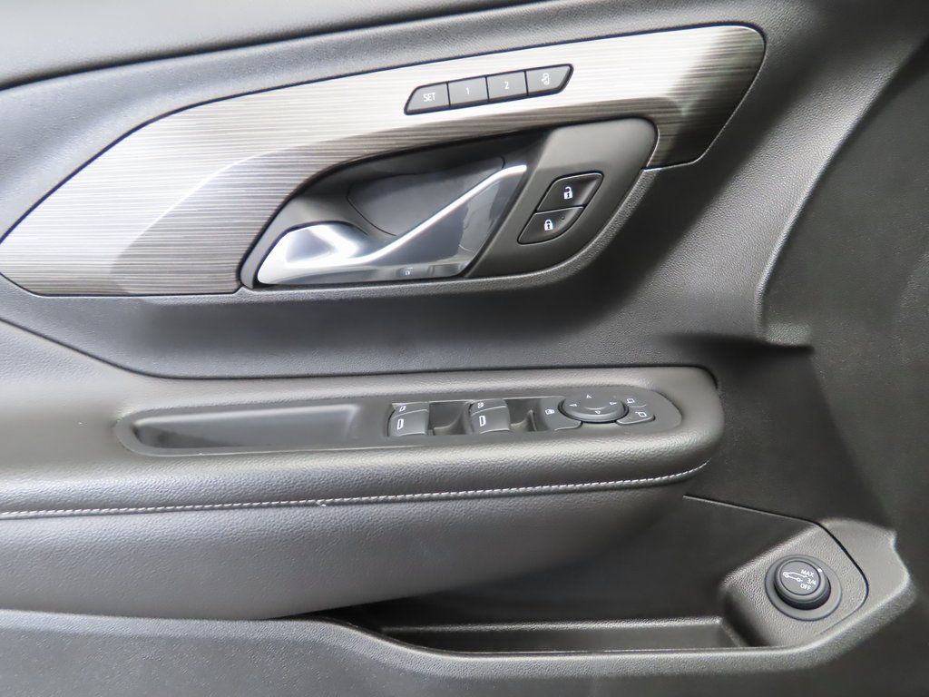 Thumbnail: 2023 GMC Terrain - 21