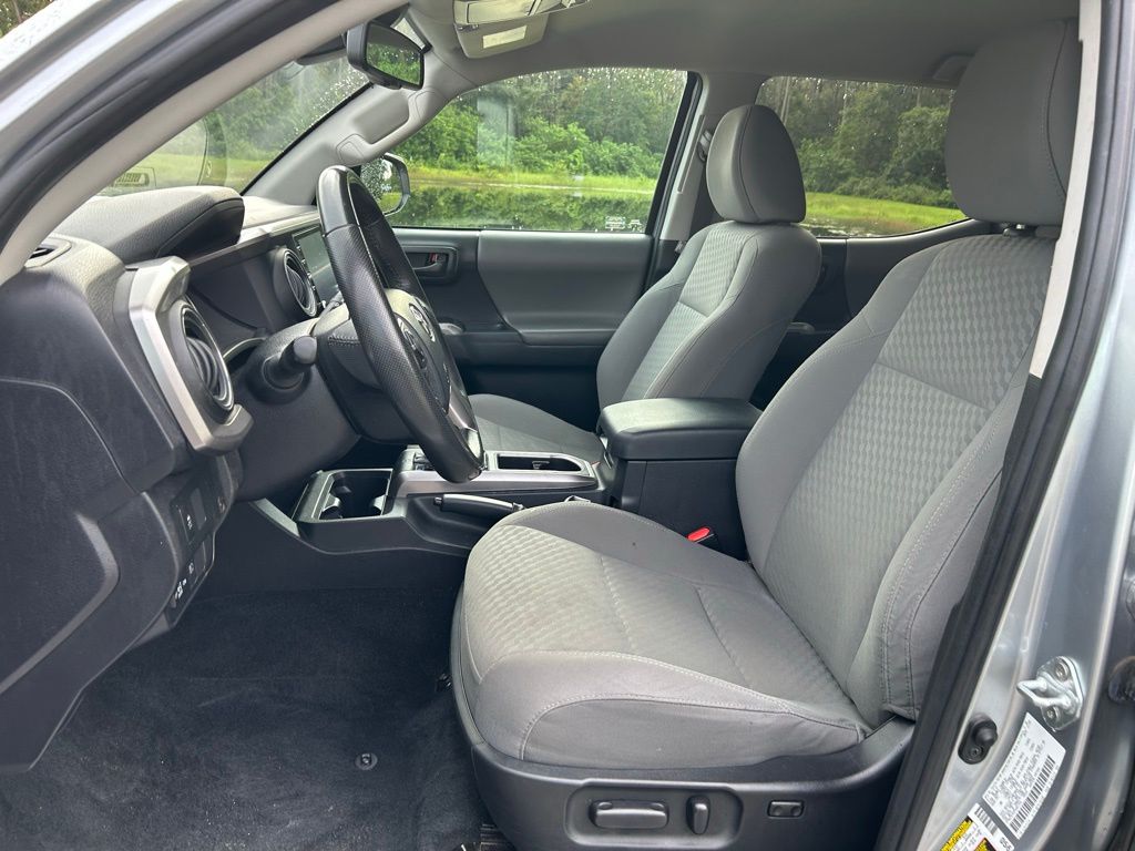 Thumbnail: 2023 Toyota Tacoma - 13