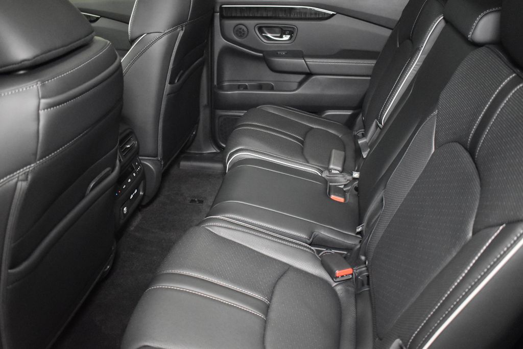 Thumbnail: 2025 Honda Pilot - 24