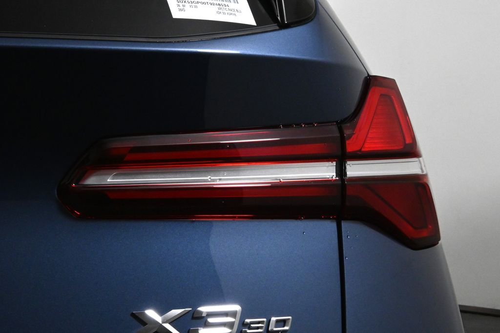 Thumbnail: 2026 BMW X3 - 13