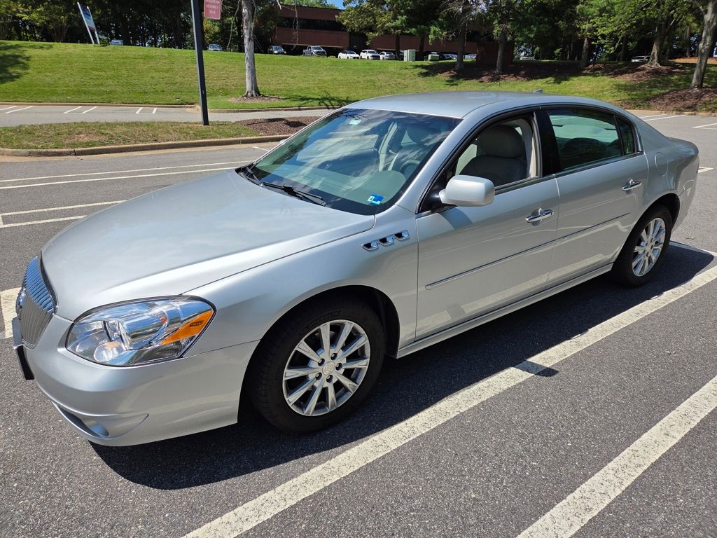 Quicksilver Metallic 2011 Buick Lucerne Sedan Front-Wheel Drive 4-Speed Automatic