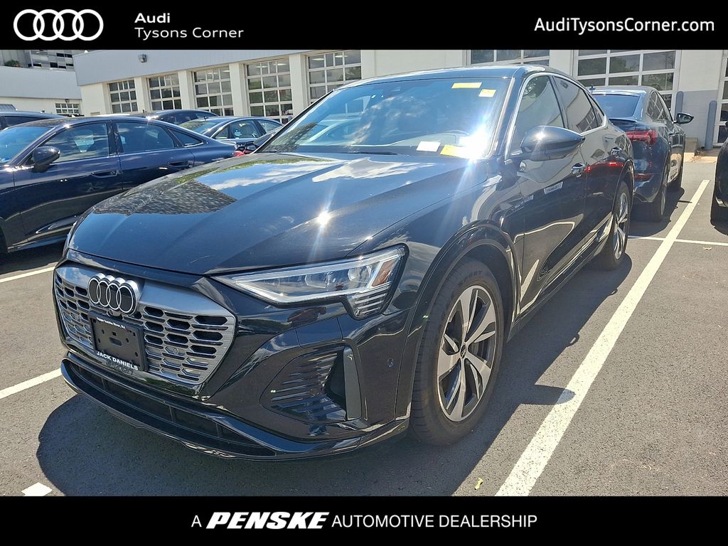 2024 Audi Q8 e-tron Premium Plus -
                  Vienna, VA