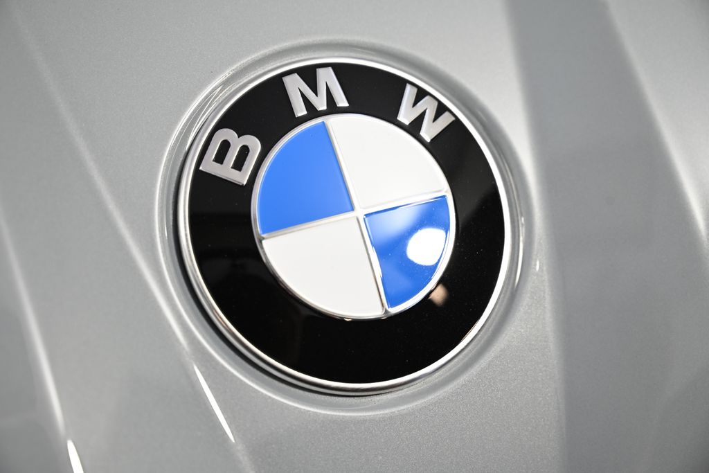 Thumbnail: 2026 BMW X3 - 13