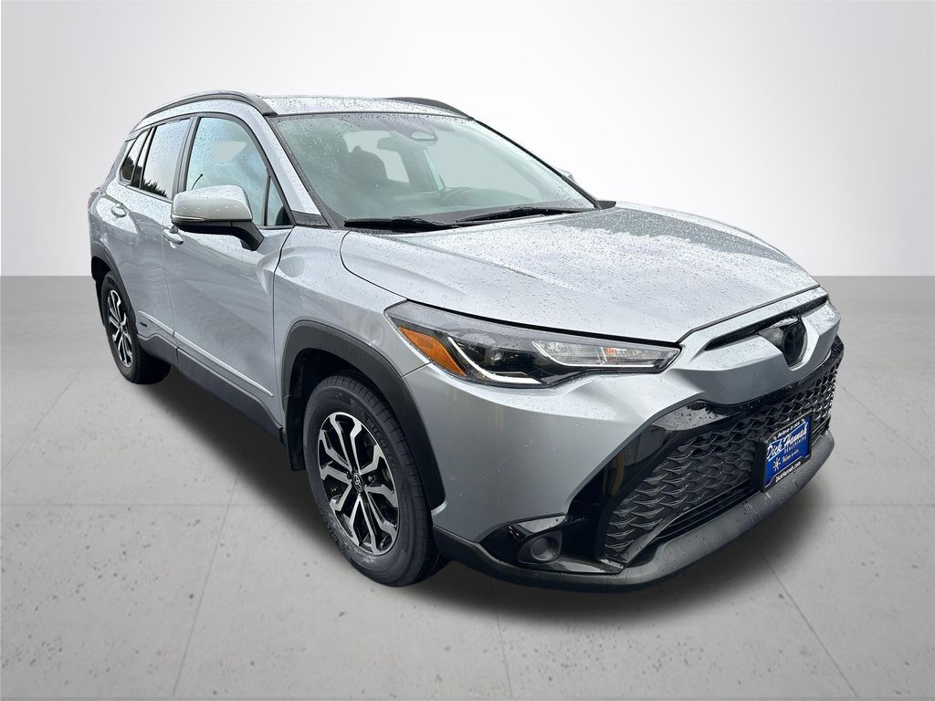 2024 Toyota Corolla Cross Hybrid SE