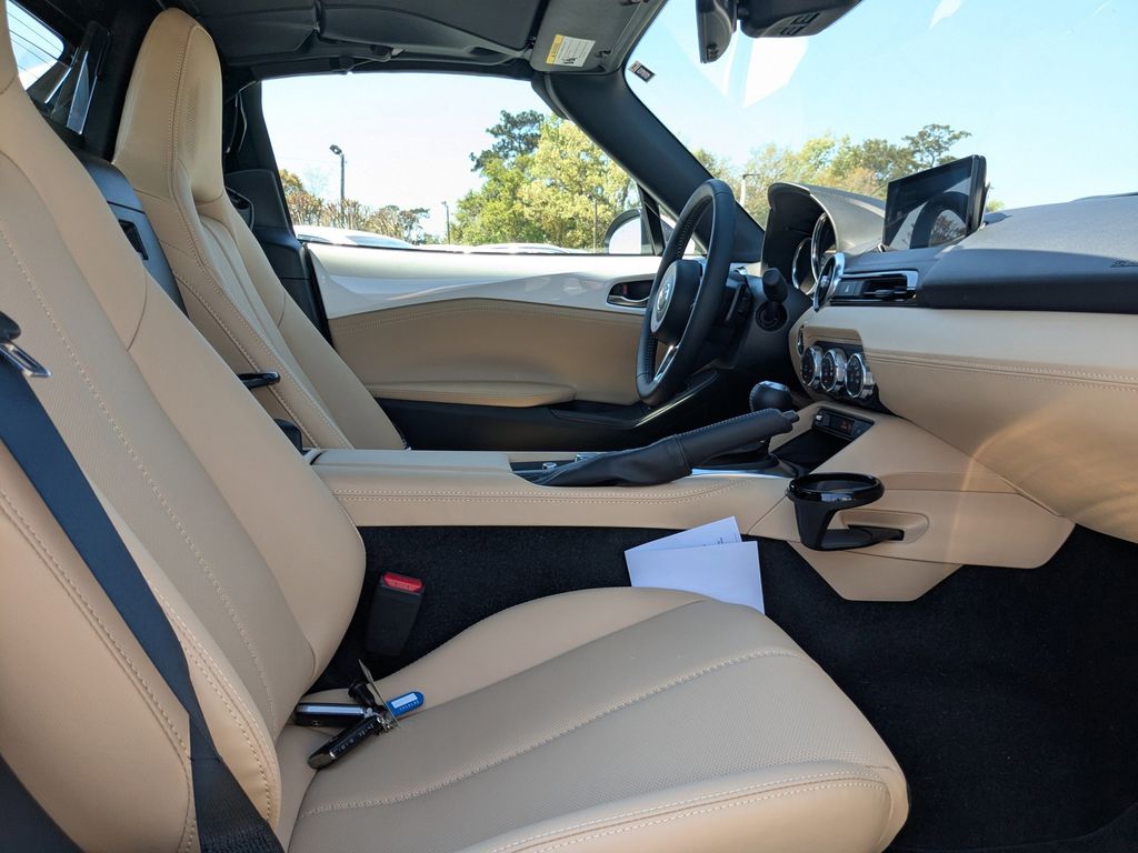 2026 Mazda MX-5 Miata RF Grand Touring