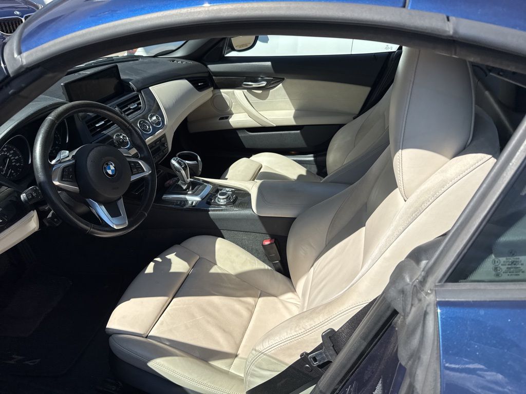 Thumbnail: 2009 BMW Z4 - 10