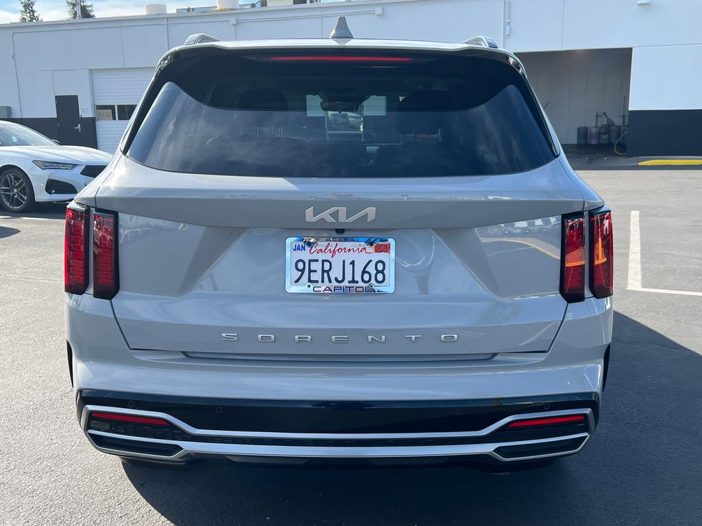 Thumbnail: 2022 Kia Sorento - 10