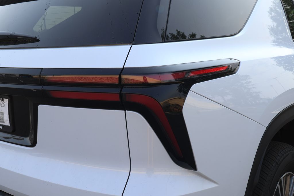 Thumbnail: 2026 Chevrolet Traverse - 7