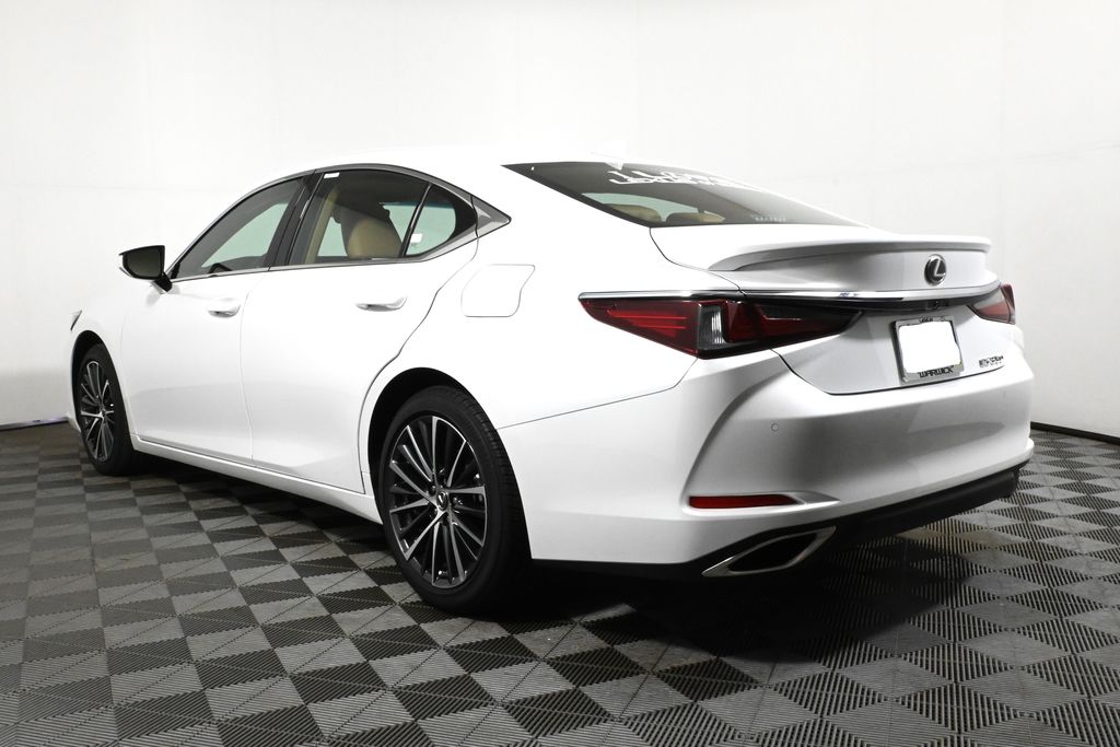2025 Lexus ES 350 5