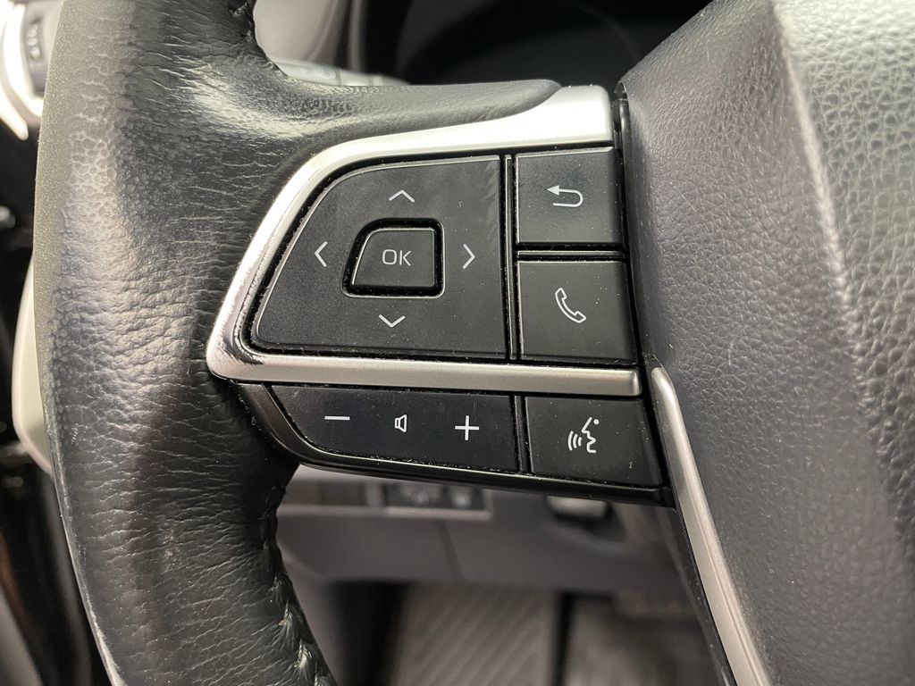 Thumbnail: 2022 Toyota Sienna - 22
