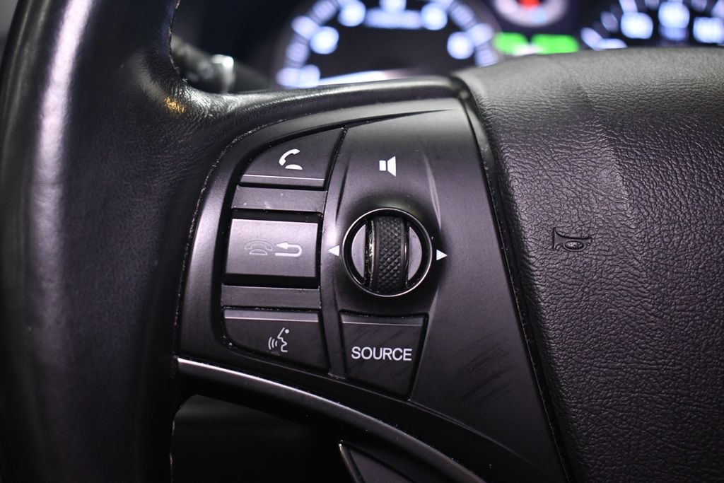 Thumbnail: 2017 Acura MDX - 23