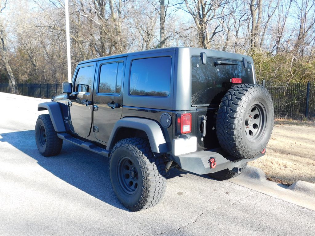 Thumbnail: 2015 Jeep Wrangler - 3