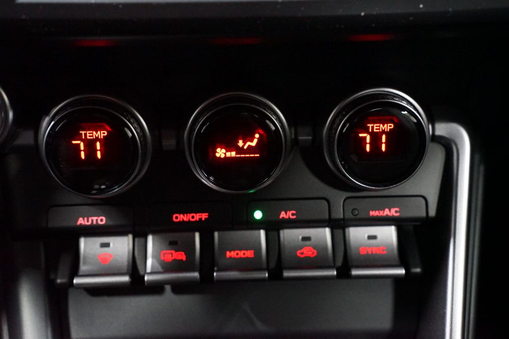 Thumbnail: 2026 Toyota GR86 - 21