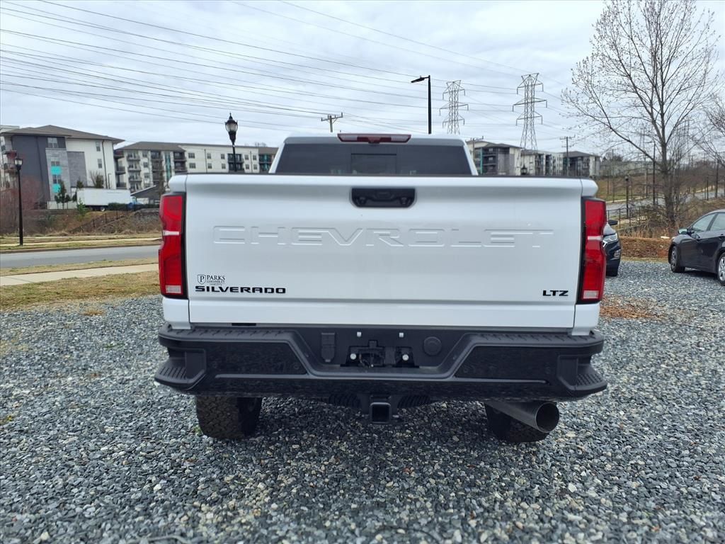 ChevroletSilverado 2500HD28