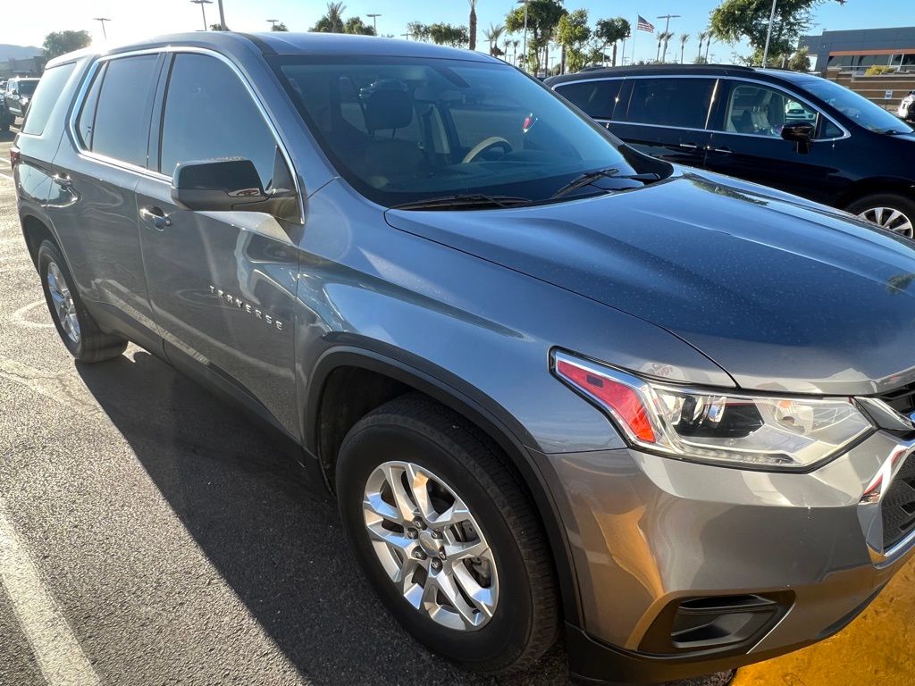 Thumbnail: 2021 Chevrolet Traverse - 2