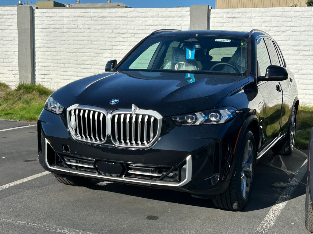 Thumbnail: 2026 BMW X5 - 2