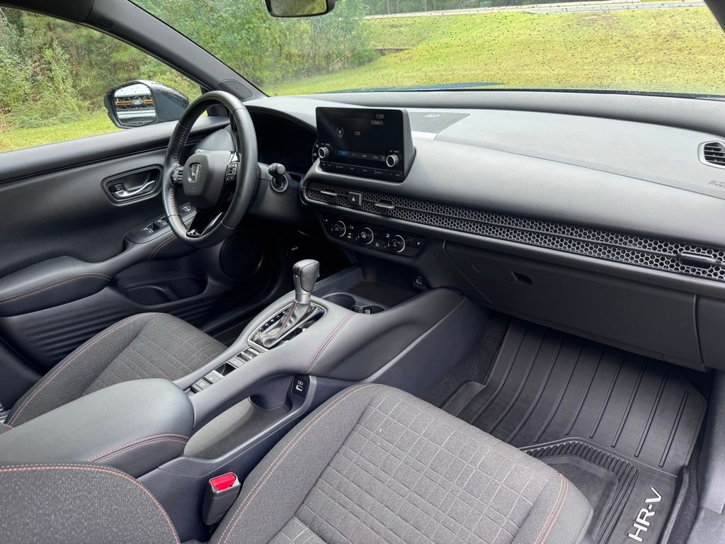 2023 Honda HR-V 2WD Sport