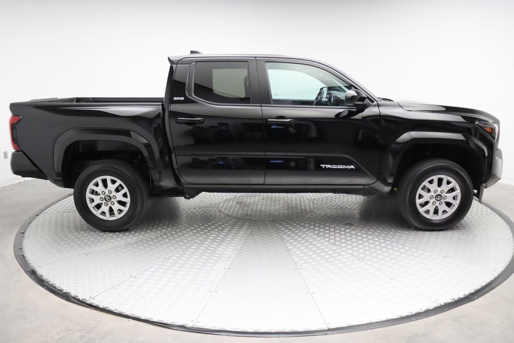 2024 Toyota Tacoma SR5 7