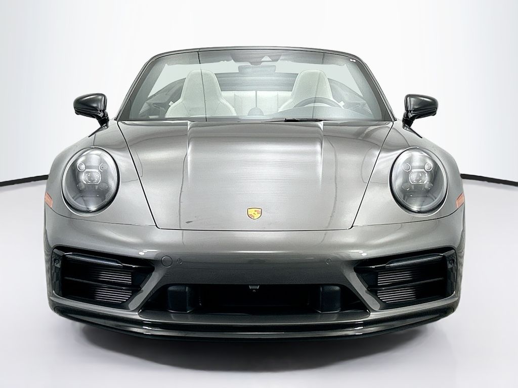 Thumbnail: 2023 Porsche 911 - 10