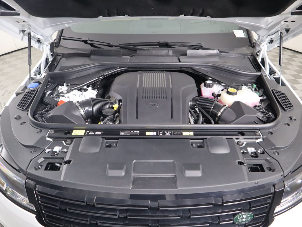 Thumbnail: 2025 Land Rover Range Rover Sport - 31