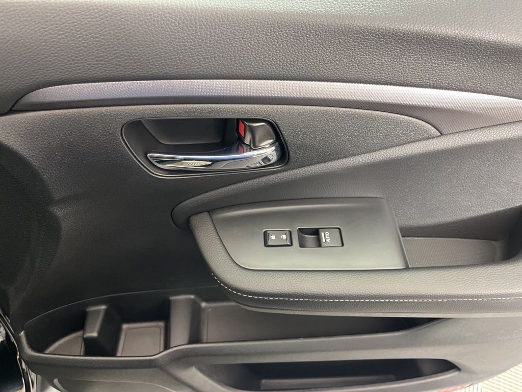 Thumbnail: 2025 Honda Ridgeline - 11