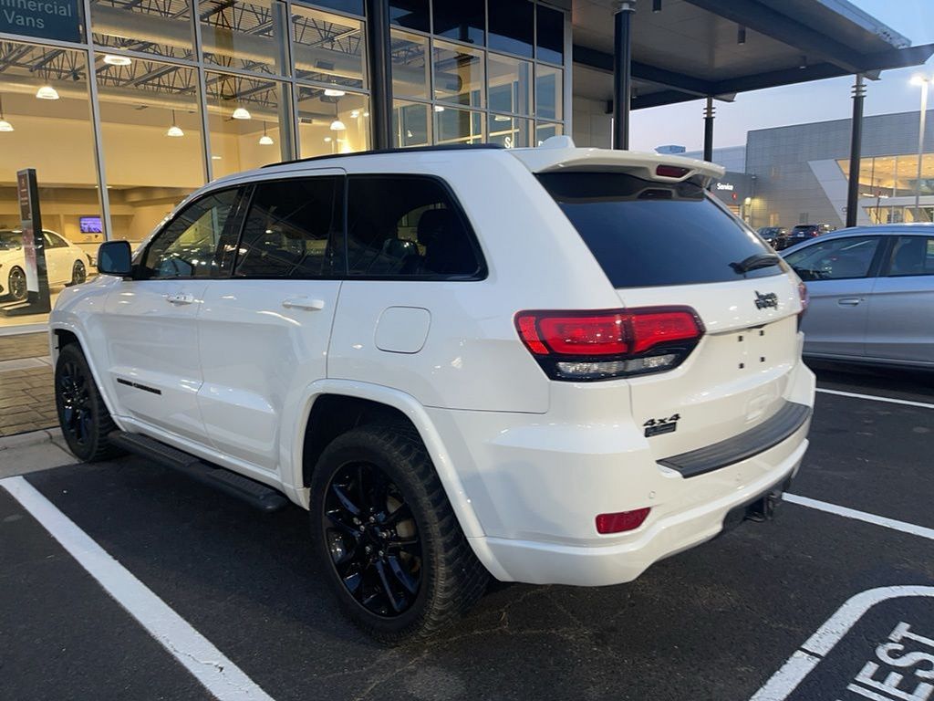 2021 Jeep Grand Cherokee Laredo 7