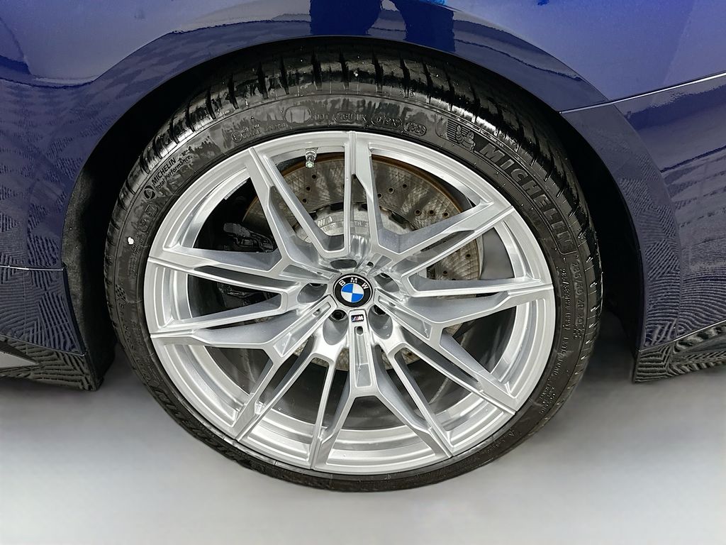 Thumbnail: 2027 BMW M4 - 23
