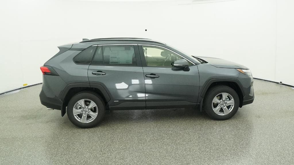 Thumbnail: 2025 Toyota RAV4 - 2