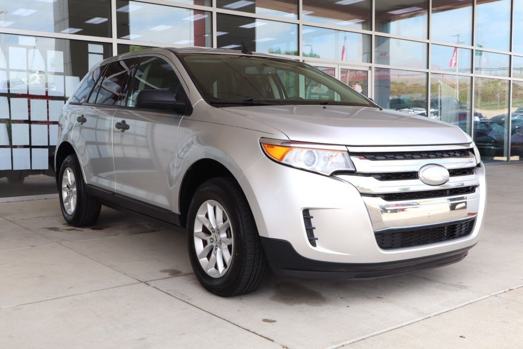 Ingot Silver Metallic 2013 Ford Edge SE SUV / Crossover Front-Wheel Drive 6-Speed Automatic