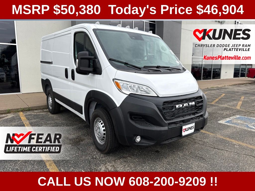 Bright White Clearcoat 2026 RAM ProMaster Van Front-Wheel Drive 9-Speed Automatic