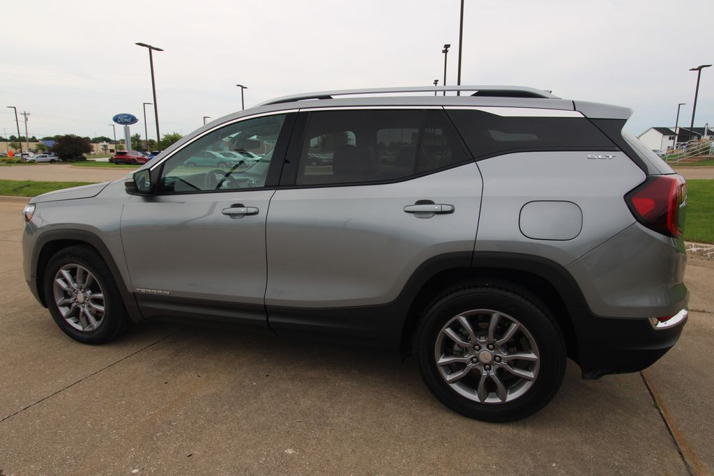 Used 2024 GMC Terrain SUV