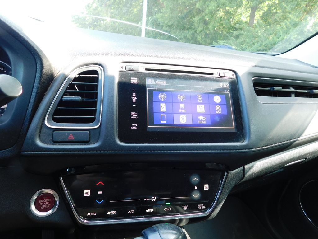 Thumbnail: 2017 Honda HR-V - 10