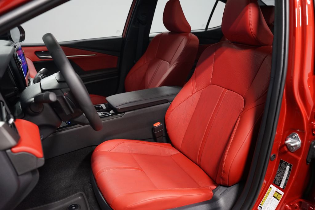 Thumbnail: 2025 Toyota Camry - 28