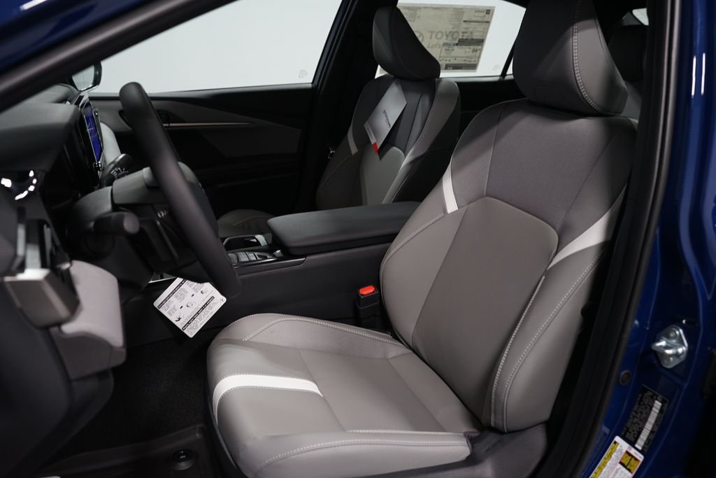 Thumbnail: 2026 Toyota Camry - 27