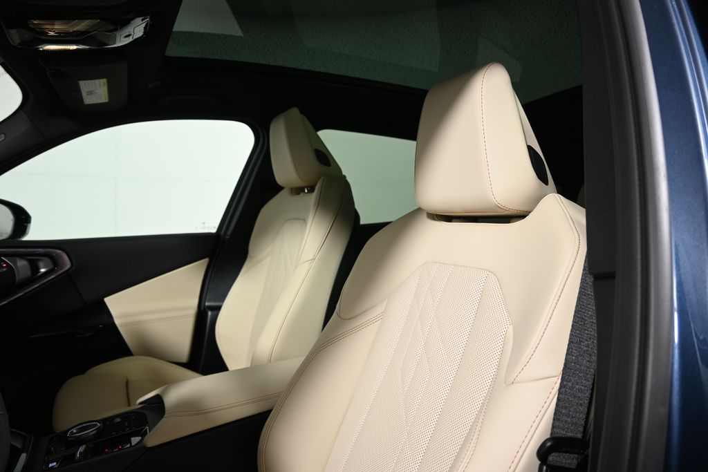 Thumbnail: 2026 BMW X3 - 16